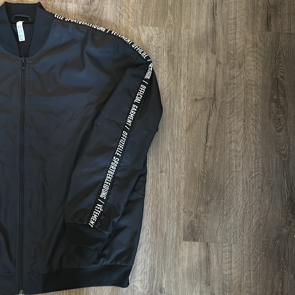 Rare Black Adidas Vetements Anthem Bomber Jacket FTBL Nylon Glanz DP2681 XXL - Picture 2 of 6